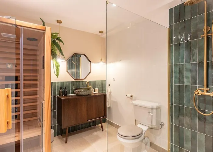 Apartament Parisian Duplex In Marais With Sauna Paryż