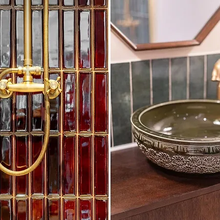 Parisian Duplex In Marais With Sauna Appartamento Parigi