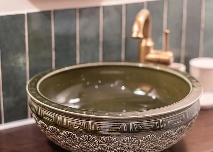 Parisian Duplex In Marais With Sauna