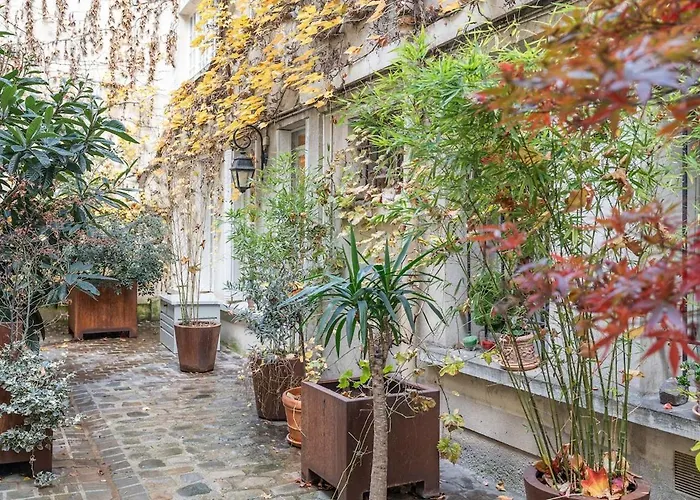 Parisian Duplex In Marais With Sauna 公寓 *