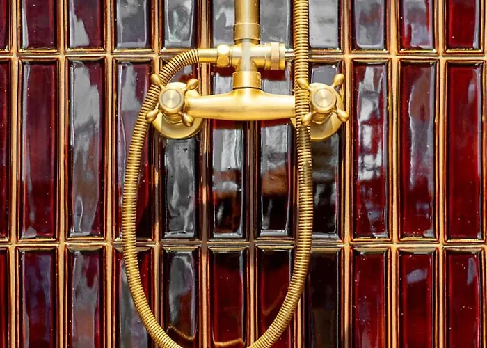 Parisian Duplex In Marais With Sauna