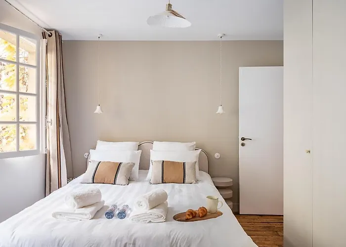 Parisian Duplex In Marais With Sauna 公寓 *