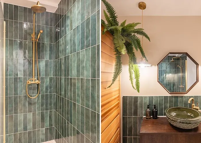 Parisian Duplex In Marais With Sauna Paris